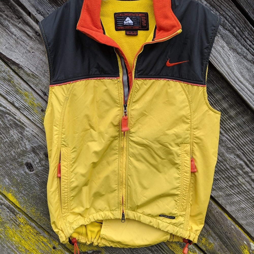 Nike ACG vest